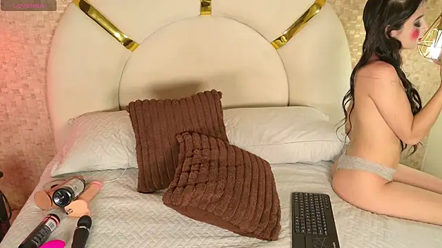 paulina cano online show from October 23, 2025, 9:13 pm