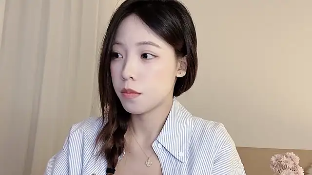 Snapshot of Meng_777 chatting on December 23, 2025, 10:46 am Meng 777 online show from December 23, 2025, 10:46 am