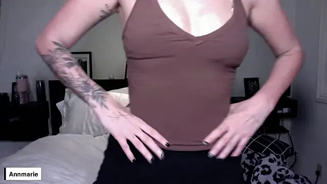 Snapshot of annmarieferrara chatting on February 12, 2026, 3:45 am annmarieferrara online show from February 12, 2026, 3:45 am