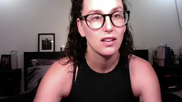 Snapshot of annmarieferrara chatting on March 12, 2026, 2:29 am annmarieferrara online show from March 12, 2026, 2:29 am