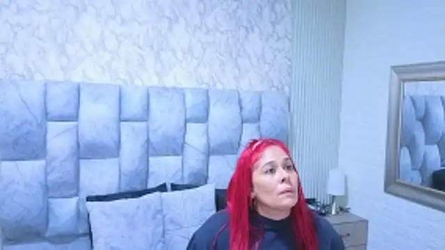 sofiagutierrez   online show from November 13, 2025, 10:58 am