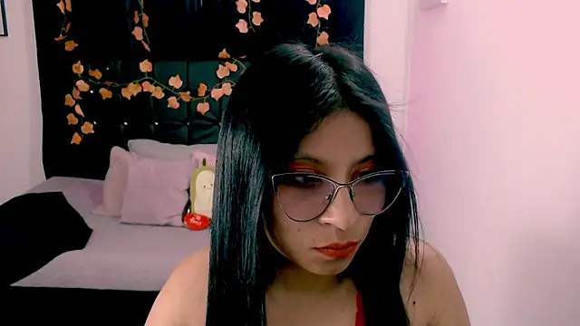 Annis a online show from September 27, 2025, 10:04 pm