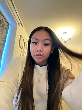 MissCherryyxox online show from September 23, 2025, 5:16 pm
