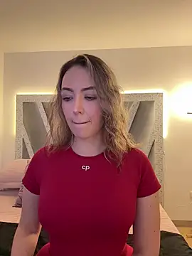 Snapshot of SophieeMills chatting on November 23, 2025, 3:12 pm SophieeMills online show from November 23, 2025, 3:12 pm