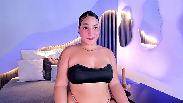 Snapshot of Sophia_curvy1 chatting on September 26, 2025, 3:10 am Sophia curvy1 online show from September 26, 2025, 3:10 am