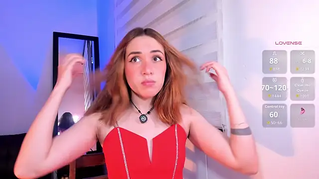 SarahCastillo  online show from October 1, 2025, 2:34 pm