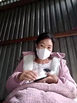 Snapshot of Phamxinh chatting on September 26, 2025, 8:18 am Phamxinh online show from September 26, 2025, 8:18 am