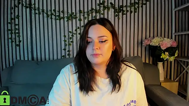 Mia R0ss online show from October 27, 2025, 1:09 am