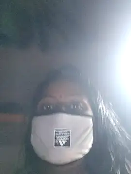 Jasmine Januja online show from December 18, 2025, 9:26 am