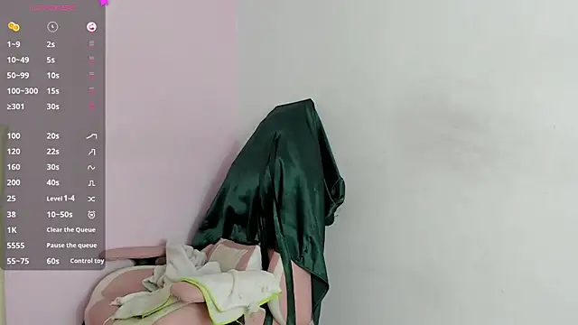 Yuni kim online show from November 25, 2025, 4:18 pm