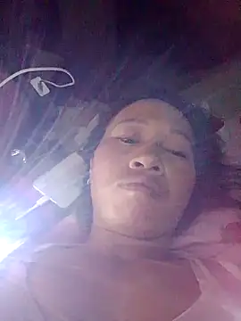 donna-bae online show from November 15, 2025, 10:48 pm