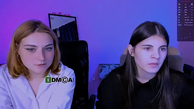 casey meow  online show from October 13, 2025, 5:40 am