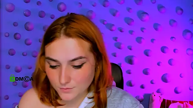 casey meow  online show from November 27, 2025, 10:06 am