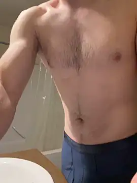 Snapshot of Matthew23Z chatting on February 27, 2026, 10:32 pm Matthew23Z online show from February 27, 2026, 10:32 pm