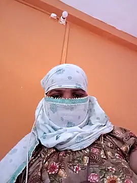 Hott locky online show from October 17, 2025, 10:40 am