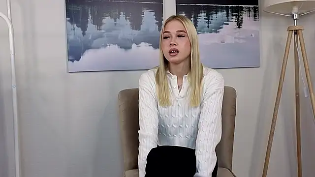 Snapshot of MarniOrdway chatting on September 17, 2025, 6:37 am MarniOrdway online show from September 17, 2025, 6:37 am