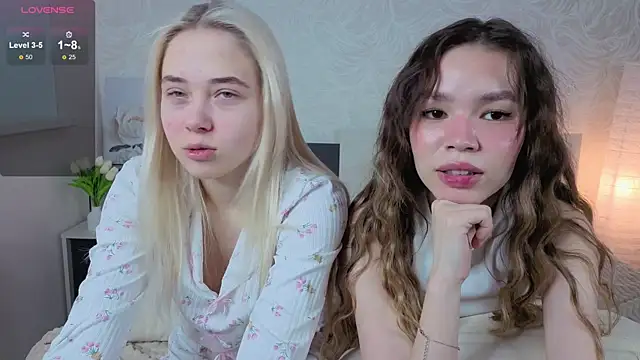 Snapshot of MarniOrdway chatting on December 19, 2025, 3:30 pm MarniOrdway online show from December 19, 2025, 3:30 pm