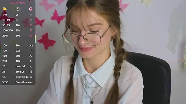 Snapshot of Katyaa_Lover chatting on October 15, 2025, 4:07 pm Katyaa Lover online show from October 15, 2025, 4:07 pm