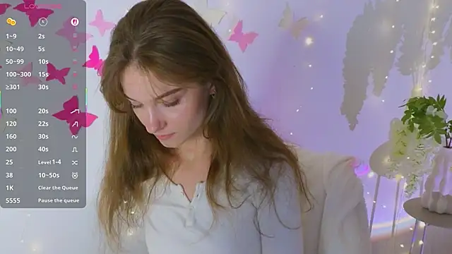 Snapshot of Katyaa_Lover chatting on November 6, 2025, 5:03 pm Katyaa Lover online show from November 6, 2025, 5:03 pm