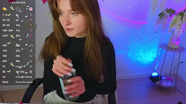 Snapshot of Katyaa_Lover chatting on January 5, 2026, 5:27 pm Katyaa Lover online show from January 5, 2026, 5:27 pm