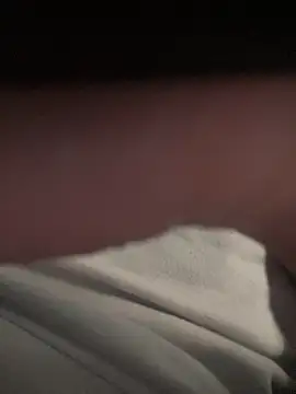 Snapshot of Daphnee-x chatting on February 8, 2026, 9:51 pm Daphnee-x online show from February 8, 2026, 9:51 pm