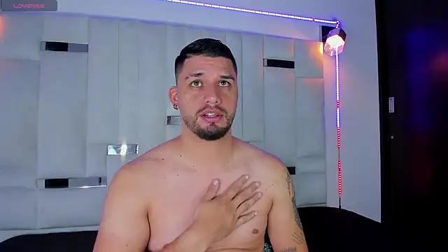 Snapshot of Jacob19_ chatting on September 24, 2025, 11:35 am Jacob19  online show from September 24, 2025, 11:35 am