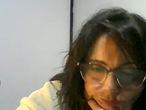 dulcefanny online show from May 31, 2026, 3:04 am