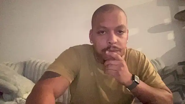 caramelizedzeus online show from November 11, 2025, 11:43 am