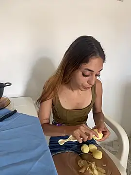 Snapshot of loirinhaaa chatting on October 28, 2025, 3:04 pm loirinhaaa online show from October 28, 2025, 3:04 pm