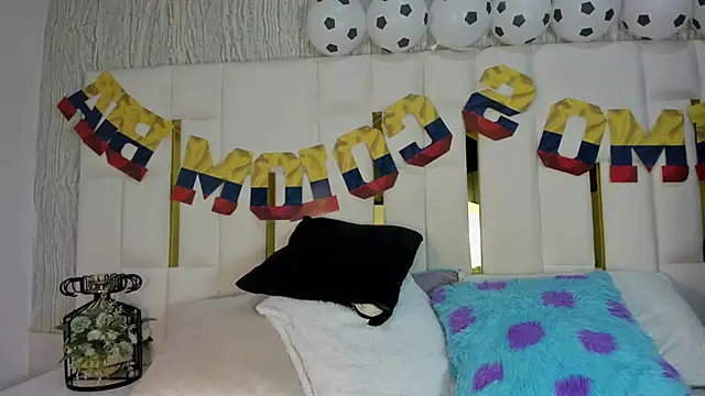 mia vy online show from June 28, 2026, 3:12 am