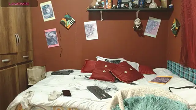 Snapshot of Sasharosee2 chatting on October 15, 2025, 12:05 pm Sasharosee2 online show from October 15, 2025, 12:05 pm