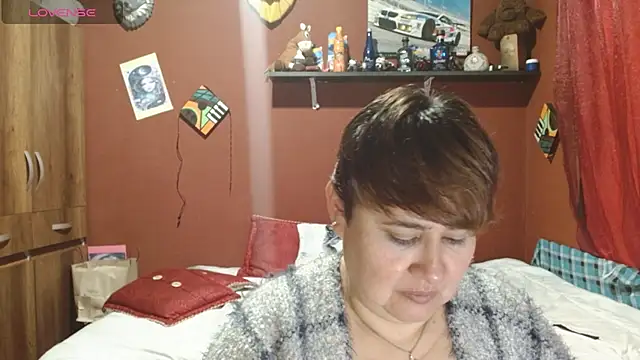 Snapshot of Sasharosee2 chatting on October 18, 2025, 12:50 pm Sasharosee2 online show from October 18, 2025, 12:50 pm