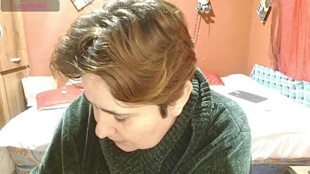 Snapshot of Sasharosee2 chatting on October 29, 2025, 12:18 pm Sasharosee2 online show from October 29, 2025, 12:18 pm