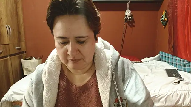 Snapshot of Sasharosee2 chatting on October 30, 2025, 12:28 pm Sasharosee2 online show from October 30, 2025, 12:28 pm