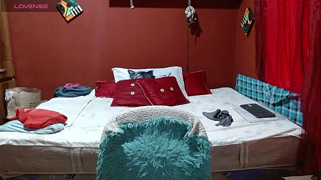 Snapshot of Sasharosee2 chatting on November 26, 2025, 1:23 pm Sasharosee2 online show from November 26, 2025, 1:23 pm