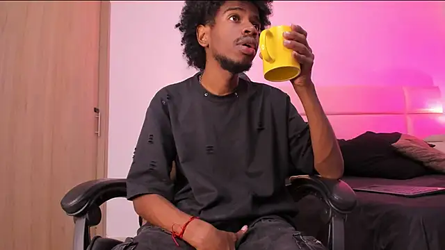 AllexJacob online show from December 2, 2025, 11:48 am