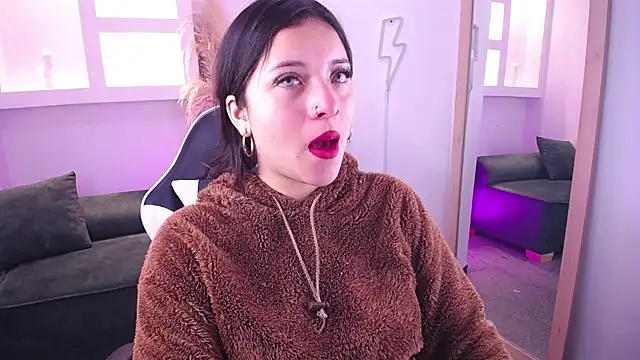 Snapshot of Scarlett_as chatting on October 16, 2025, 1:45 pm Scarlett as online show from October 16, 2025, 1:45 pm