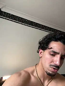 fuck   boyy online show from May 7, 2026, 1:27 pm