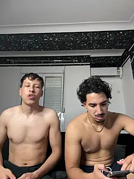 fuck   boyy online show from May 20, 2026, 2:01 pm