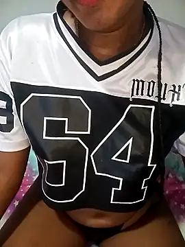 Beauty Luci online show from December 17, 2025, 5:30 pm