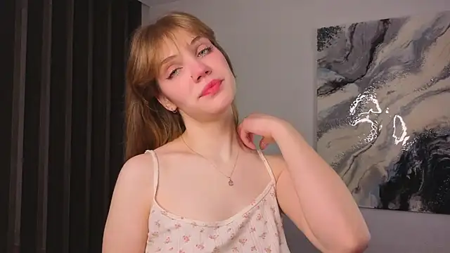 pienaple online show from November 29, 2025, 4:04 am