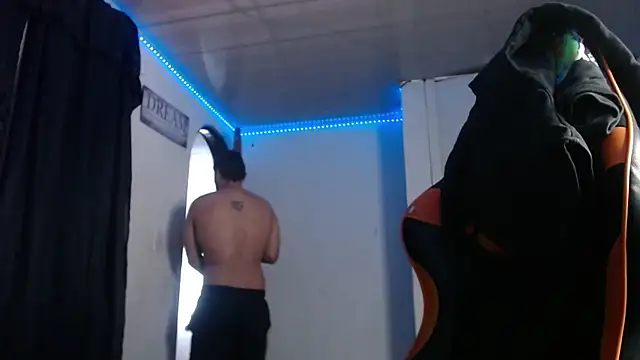 Snapshot of Chrys_harris77 chatting on October 1, 2025, 10:05 pm Chrys harris77 online show from October 1, 2025, 10:05 pm