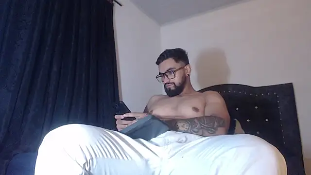 Chrys harris77 online show from March 25, 2026, 3:56 am