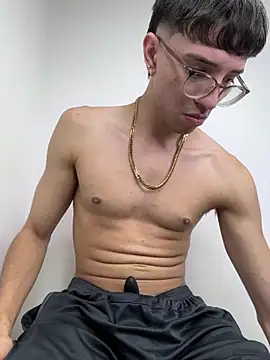 Snapshot of arthurdavies chatting on November 13, 2025, 5:50 am arthurdavies online show from November 13, 2025, 5:50 am