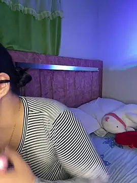 sacha torres02 online show from December 13, 2025, 11:43 pm