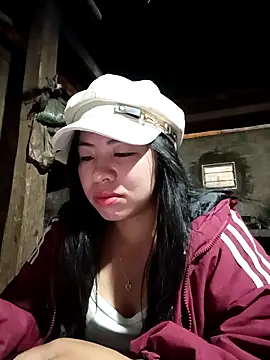 tulipsexy online show from December 16, 2025, 12:37 am