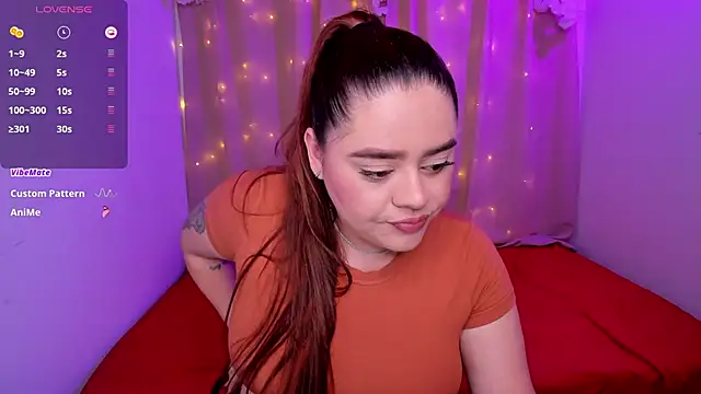 isabella arias2 online show from February 17, 2026, 9:54 pm