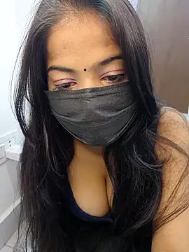 Rihana 01 online show from December 17, 2025, 7:14 am