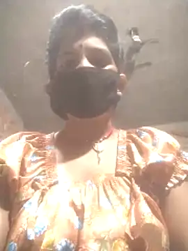 Hott cutgirl online show from November 14, 2025, 4:06 pm