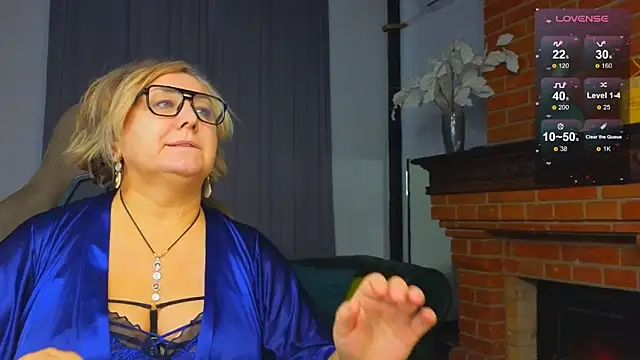 Marta Wils online show from October 22, 2025, 2:01 am